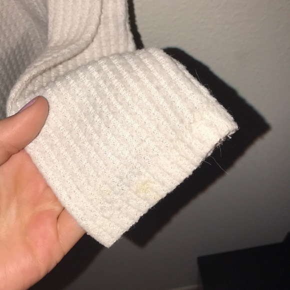 Loose long sleeve button up - Picture 4 of 5